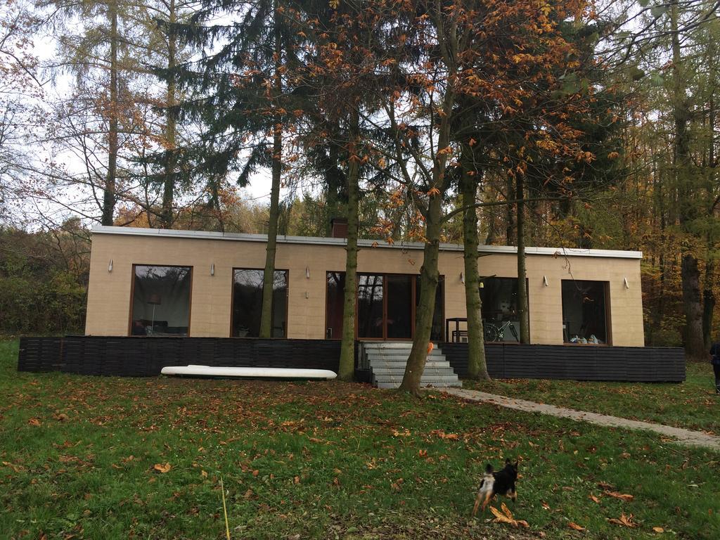 Dom Nad Jeziorem Gwiazda Wójcin エクステリア 写真